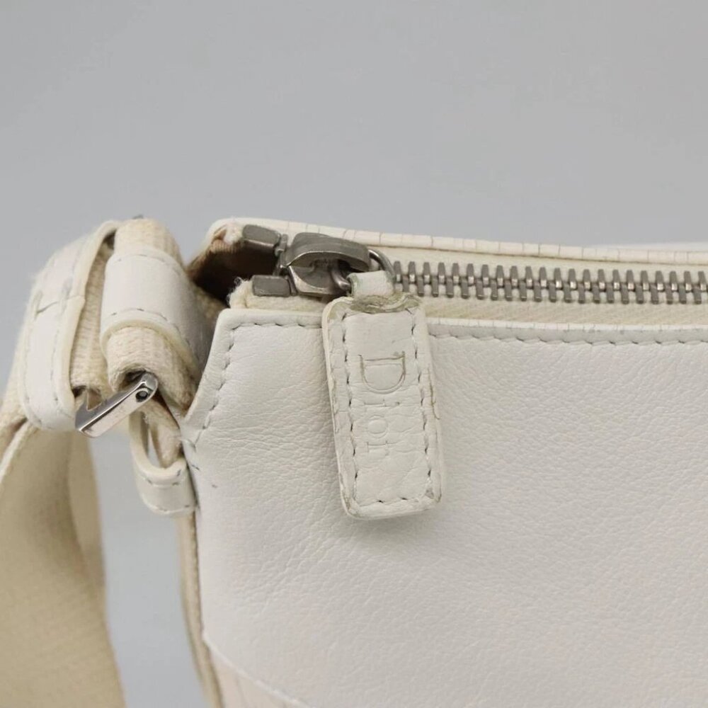 Christian Dior Trotter Canvas Shoulder Bag White Auth 103087V - Picture 11 of 16